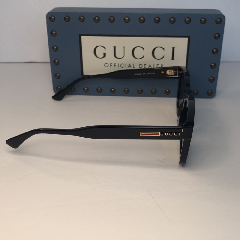 GUCCI Grey Square Men's Sunglasses
GG0824S 005 55 - Picture 7 of 16